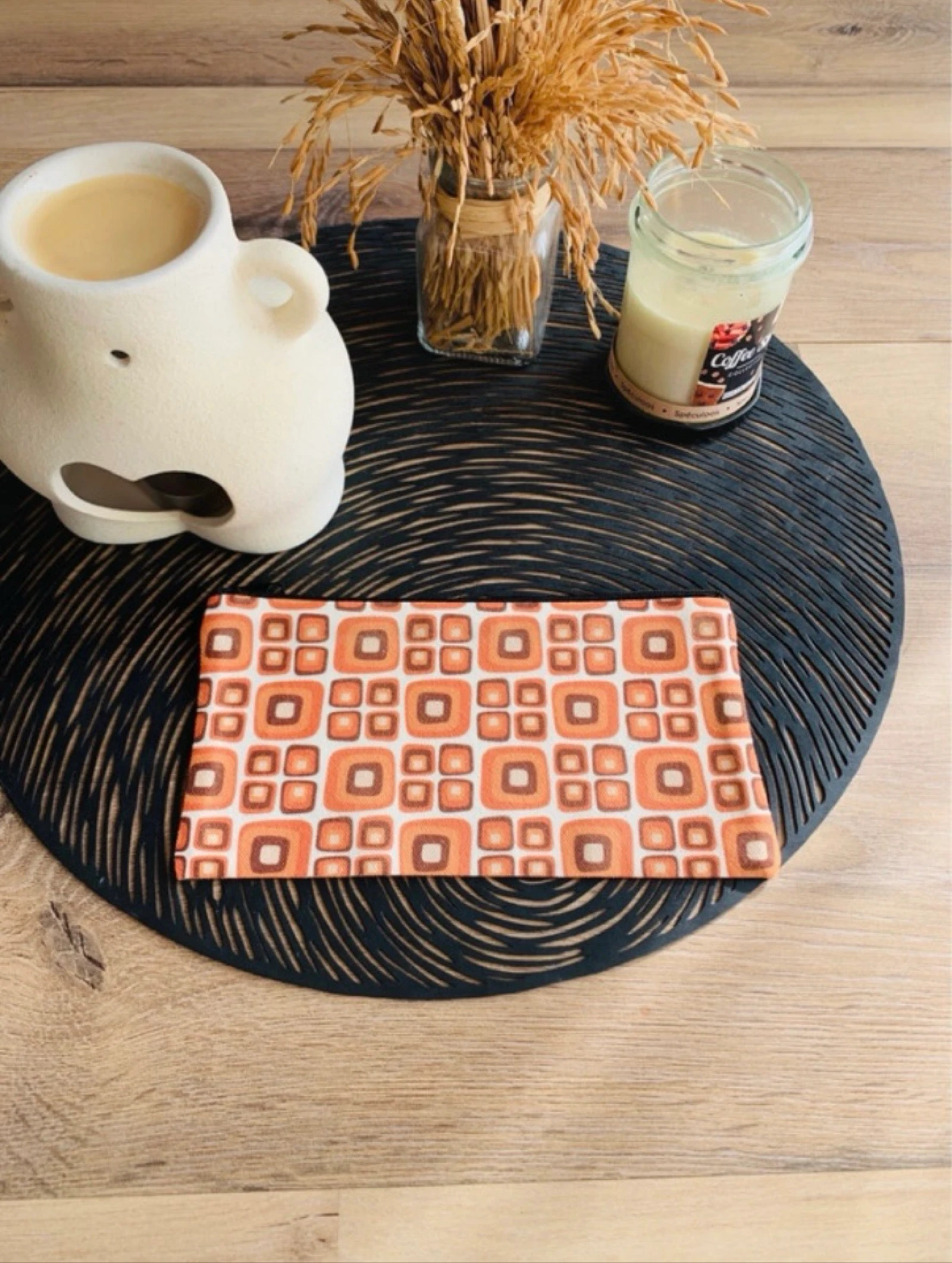 Trousse motif 70’s orange/marron 19,50x10,5cm - Sans marque